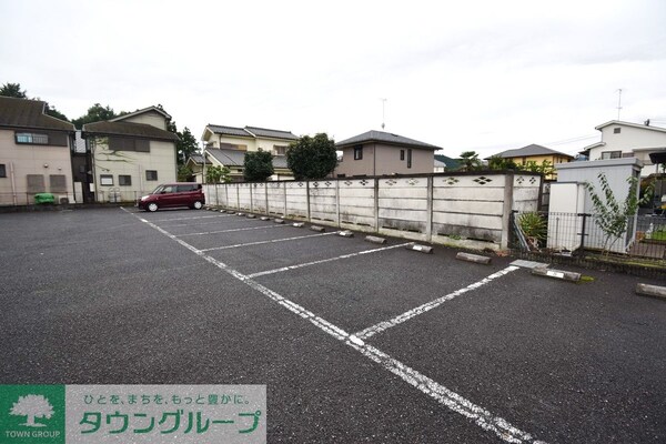 駐車場(駐車場)
