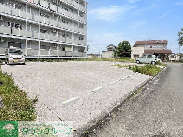 駐車場(駐車場)