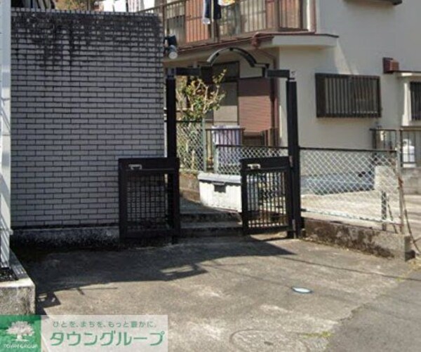 エントランス(エントランス)