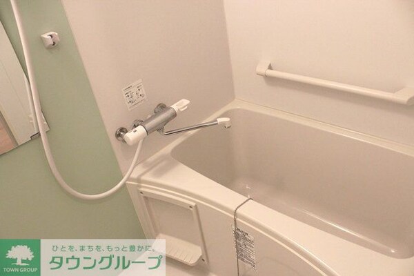 バス／シャワールーム等(サーモスタット水栓です。)