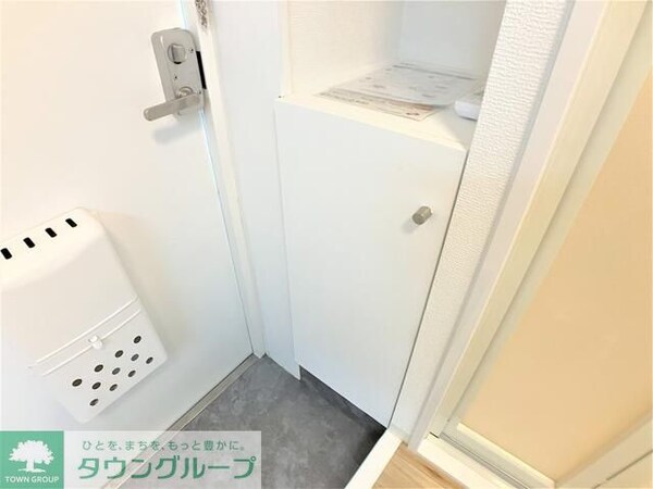 玄関(洗面)