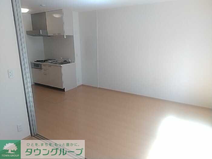 物件内観写真2　(収納)