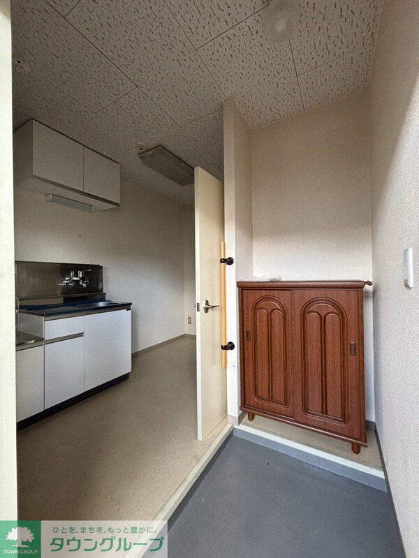 玄関(キッチン)