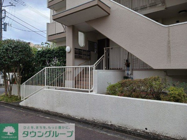 エントランス(エントランス)