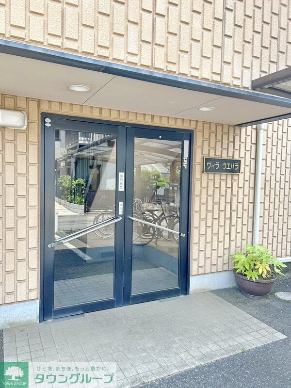 エントランス(エントランス)