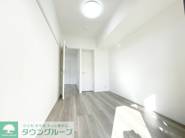 寝室(★WIC付き、4.8帖の洋室★)