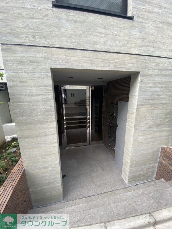 エントランス(エントランス)