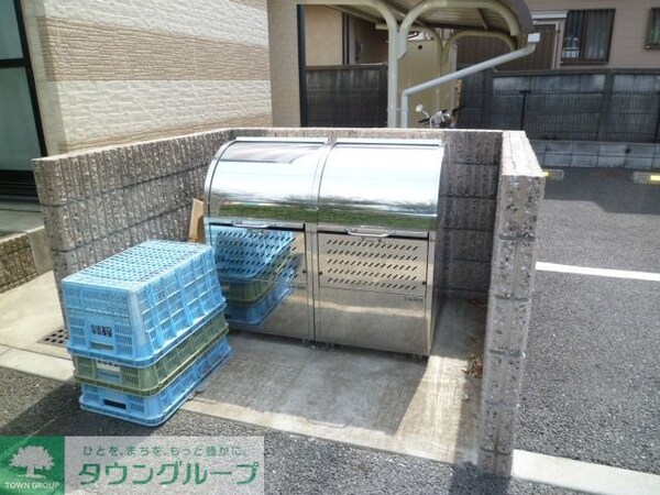 共有部分(敷地内ゴミ置き場)