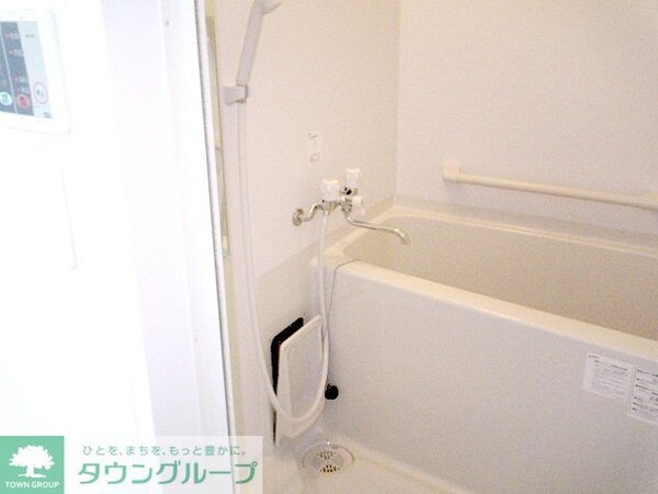 バス／シャワールーム等(設備・仕様は号室により異なる為、現況を優先致します。)