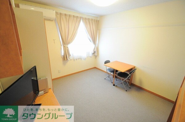リビング・居室(設備・仕様は号室により異なる為、現況を優先致します。)
