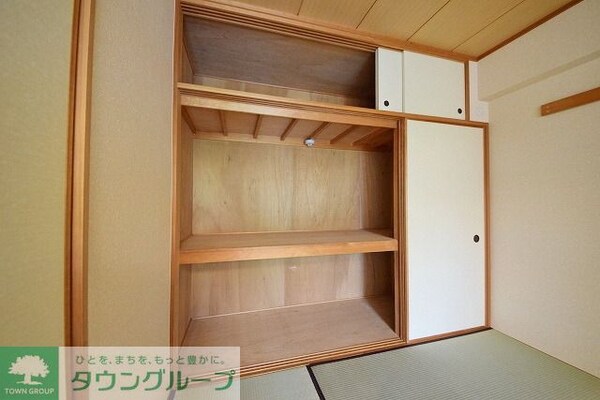 設備(★6帖の和室の大容量の押し入れです★)
