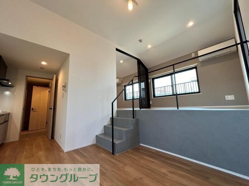 物件内観写真11　(リビング/居室)