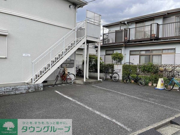 駐車場(駐車場)