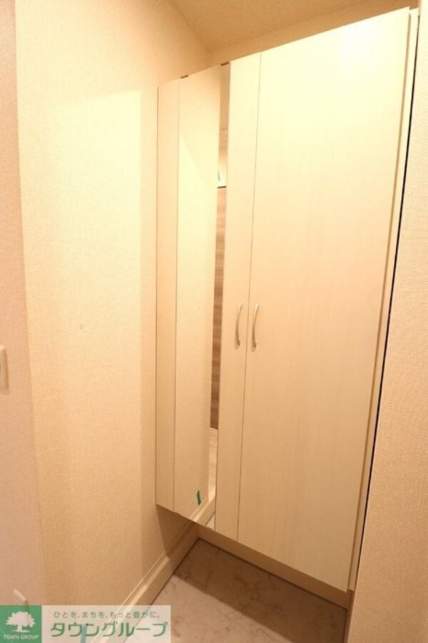 玄関(★お部屋探しはタウンハウジング稲田堤店まで★)
