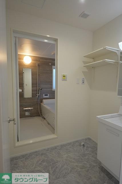 物件内観写真10　(★洗面脱衣室★)