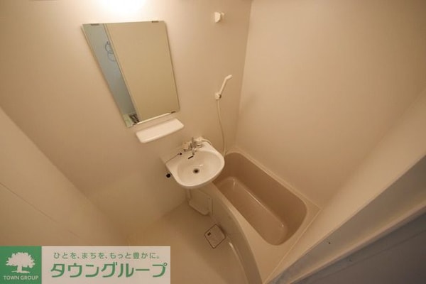 バス／シャワールーム等(別部屋参考写真)