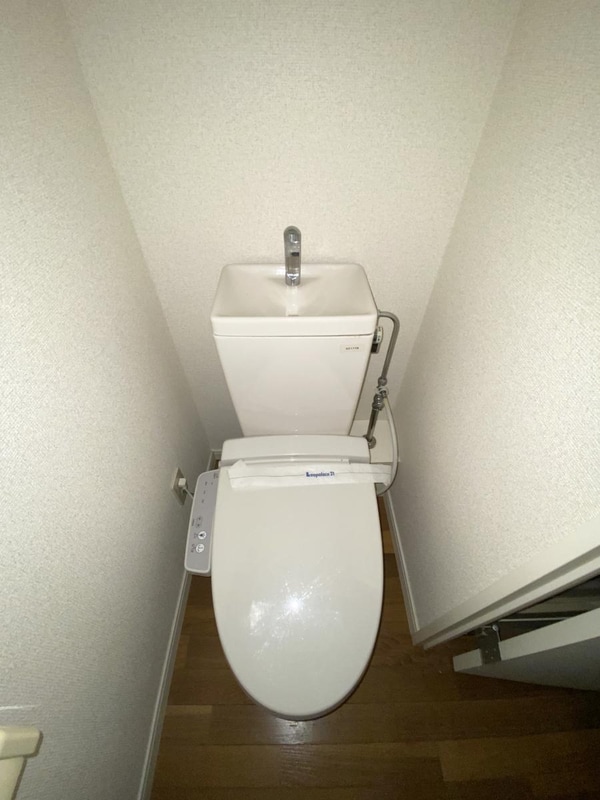 トイレ(トイレ)