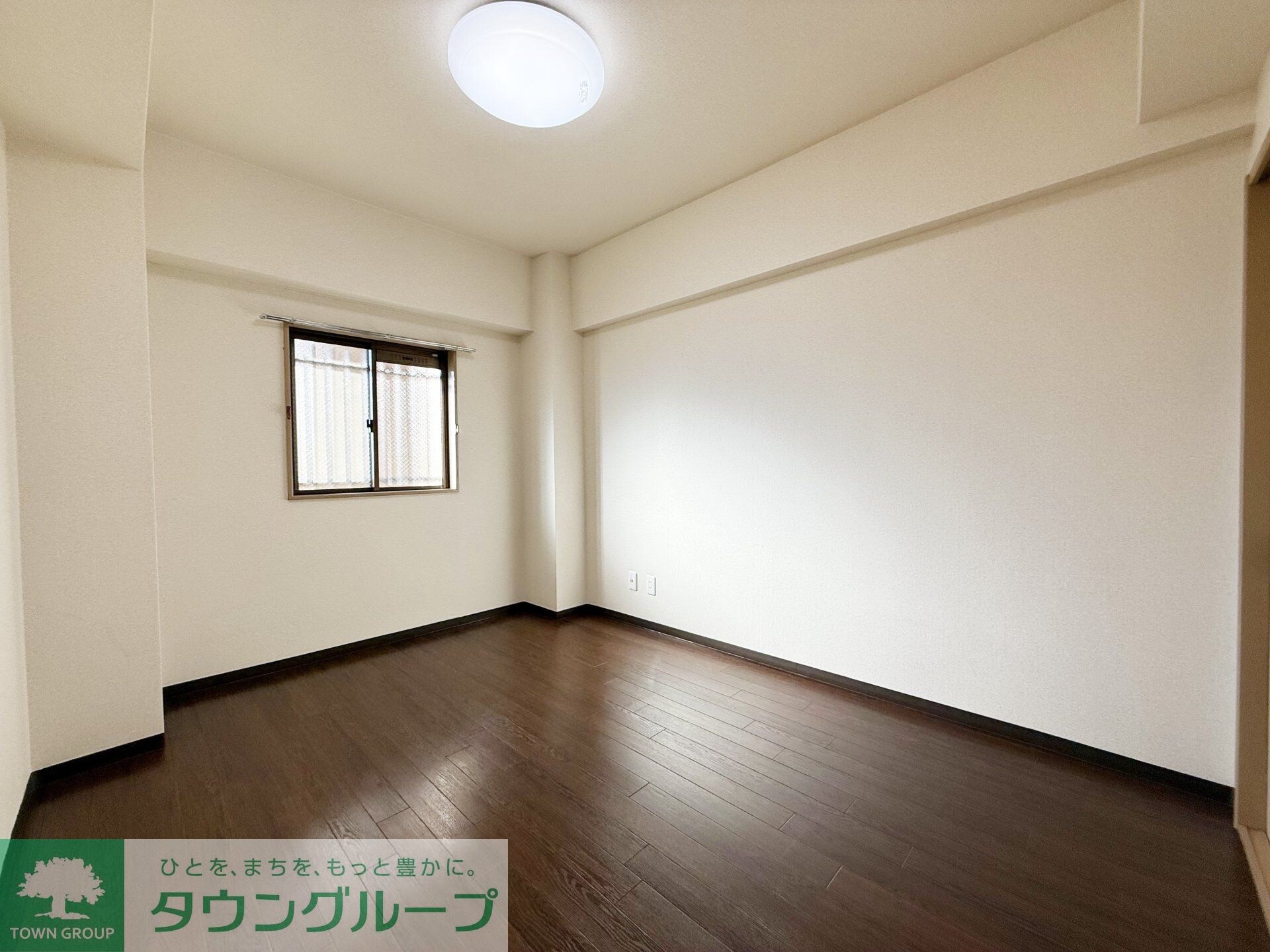 物件内観写真8　(リビング/居室)