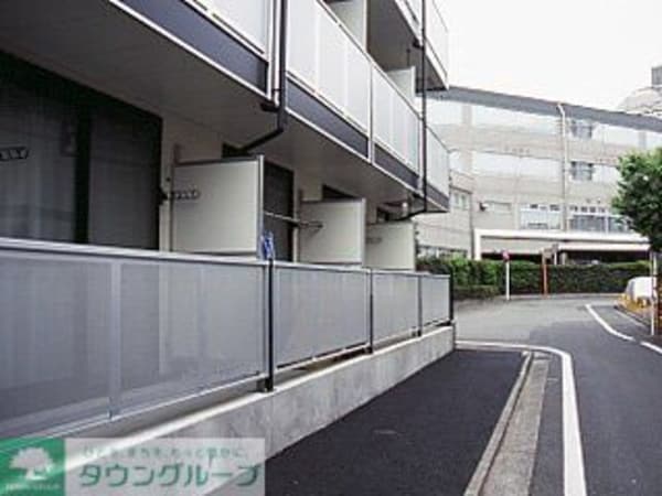 バルコニー(フラワーボックス)