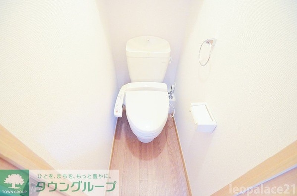 トイレ(設備・仕様は号室により異なる為、現況を優先致します。)