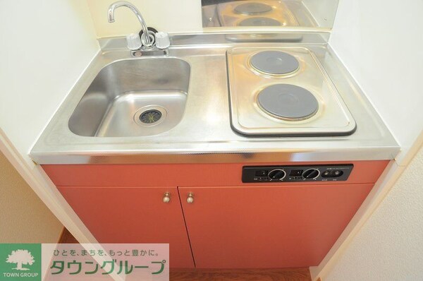 キッチン(設備・仕様は号室により異なる為、現況を優先致します。)