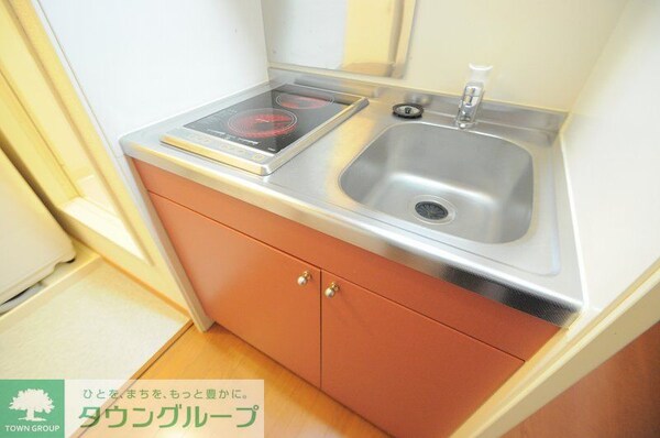 キッチン(仕様・設備は現状と異なる場合有。現状優先)