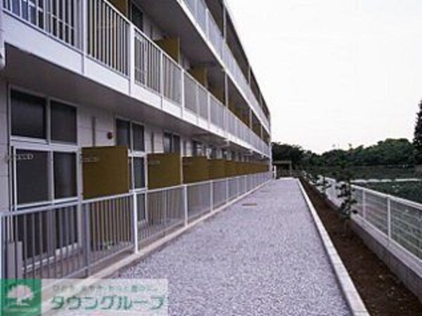 バルコニー(フラワーボックス)