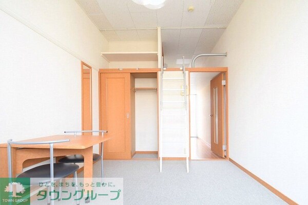 リビング・居室(仕様・設備は現状と異なる場合有。現状優先)