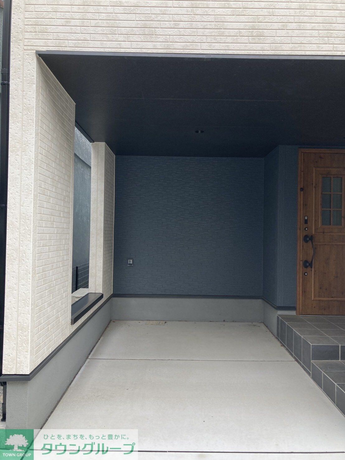 物件内観写真18　(エントランス)