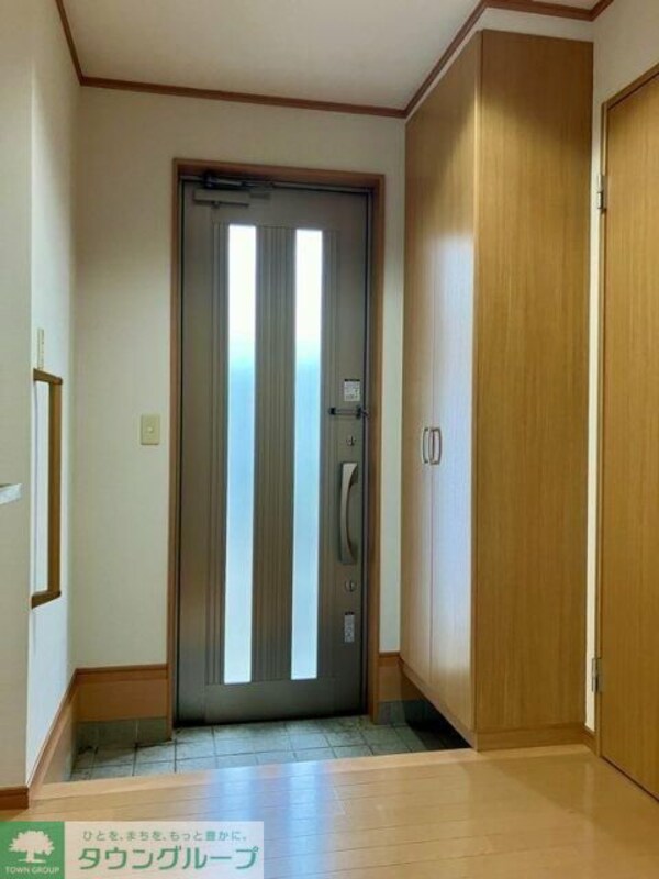玄関(★お問い合わせはタウンハウジングまで★)