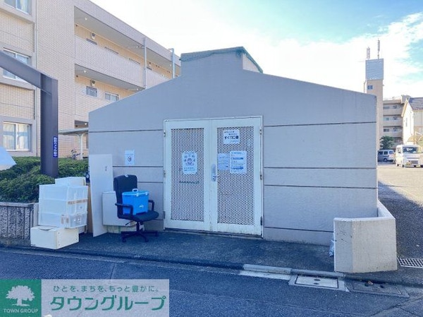 その他(敷地内ごみ置場)