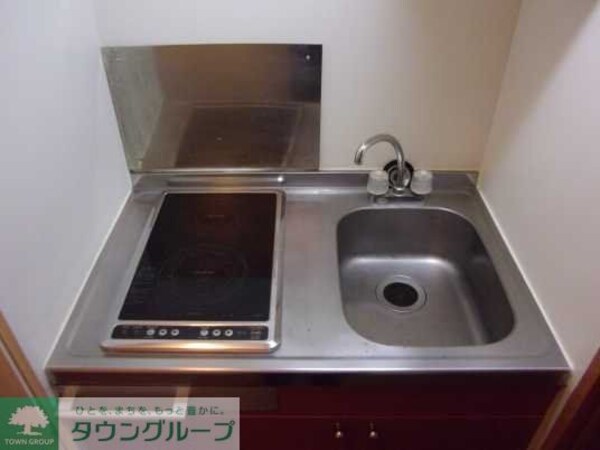 キッチン(設備・仕様は号室により異なる為、現況を優先致します。)