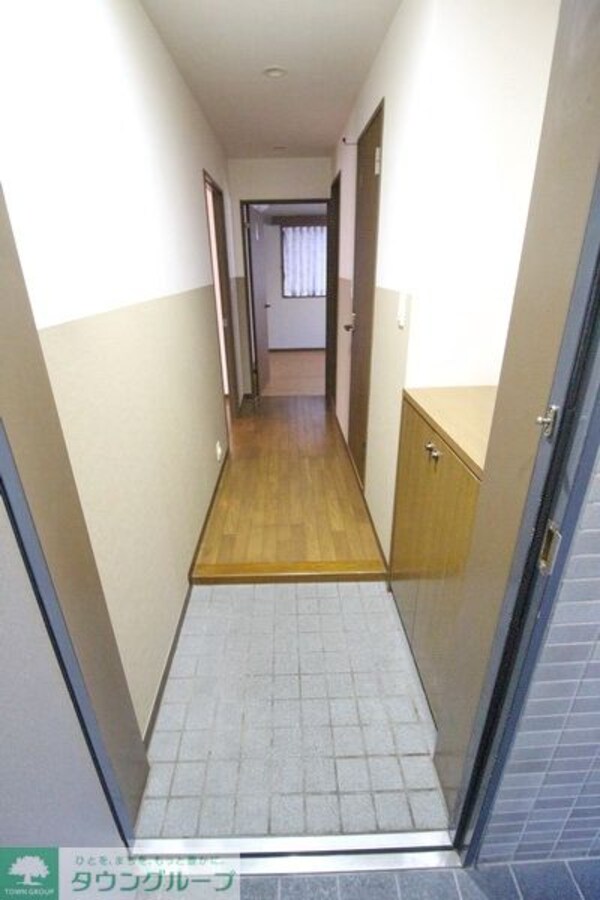 玄関(玄関)