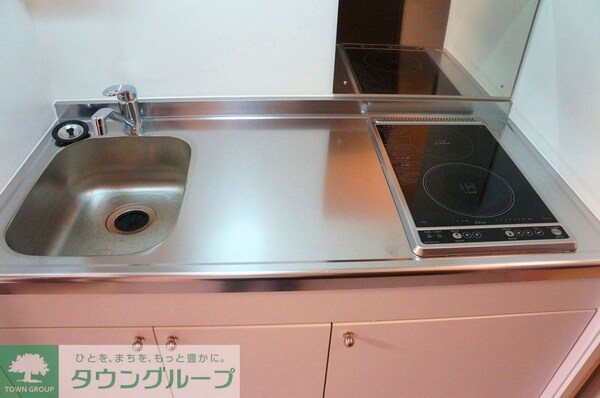 キッチン(設備・仕様は号室により異なる為、現況を優先致します。)
