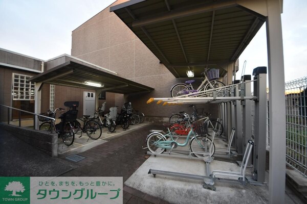 駐車場(駐車場)