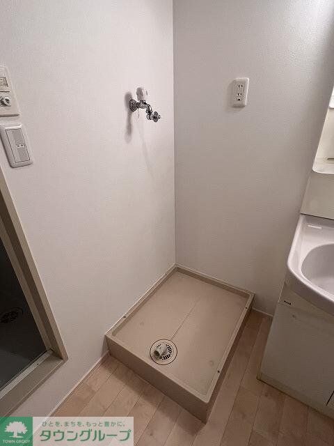 物件内観写真7　(洗濯機置き場)