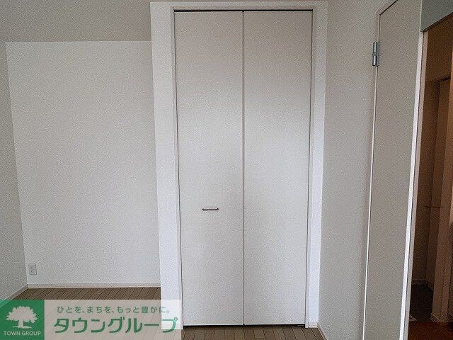 物件内観写真12　(収納)