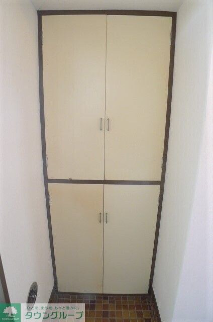 物件内観写真12　(収納)