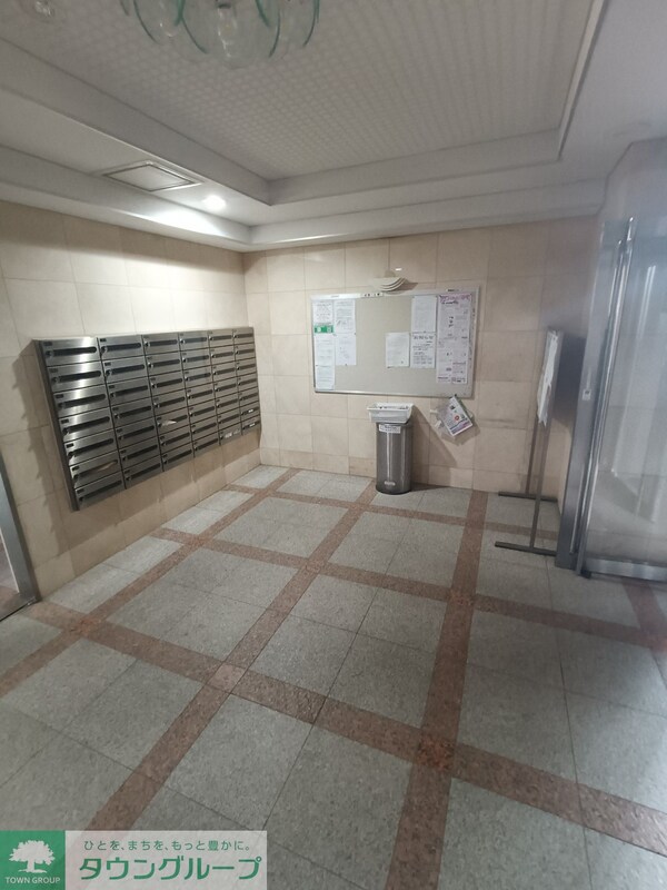 エントランス(エントランス)