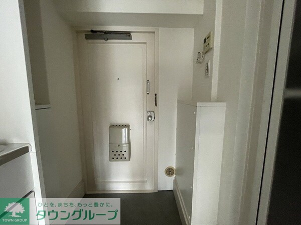 玄関(洗面)