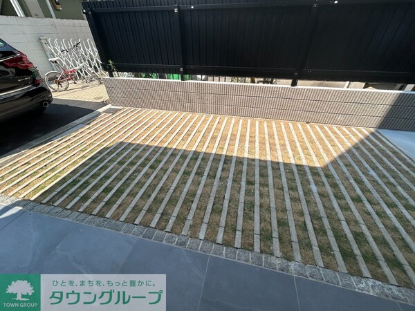 駐車場(駐車場)