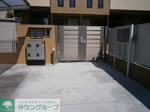 エントランス(エントランス)