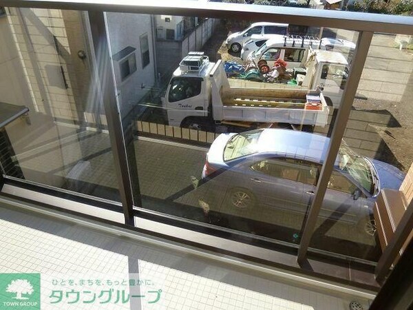 バルコニー(タウンハウジング調布店まで♪)