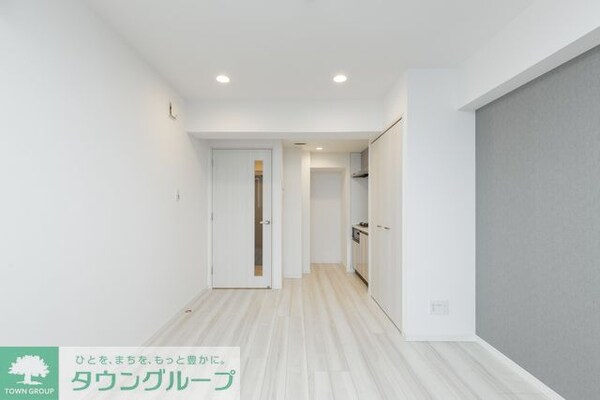 リビング・居室(Cタイプ2023年3月撮影 同タイプ801号室の写真です。)