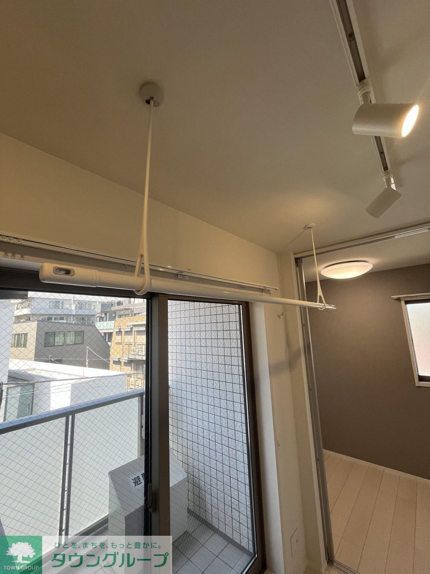 物件内観写真16　(バルコニー)