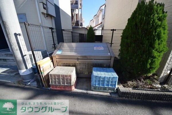 共有部分(ゴミ置き場)