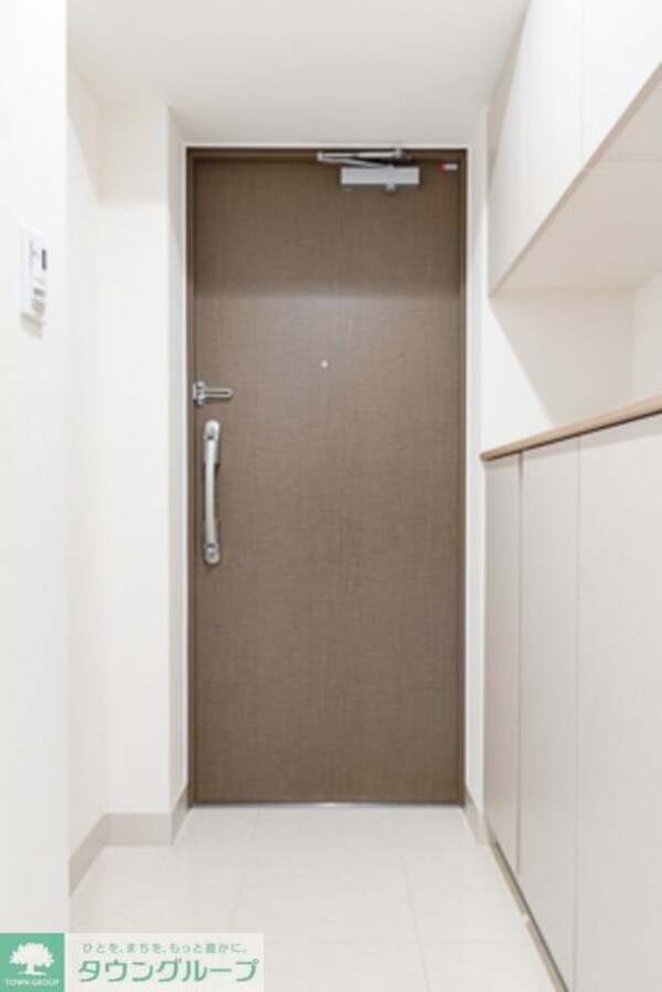 玄関(※写真は同タイプ住戸です。)