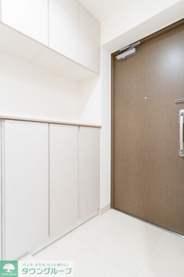 玄関(※写真は同タイプ住戸です。)