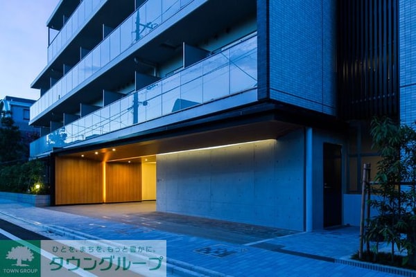 エントランス(2015年9月撮影)