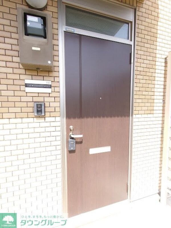 玄関(★お問い合わせはタウンハウジングまで★)